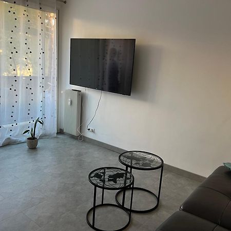Chambre Avec Salle D'Eau Privee Dans Appartement Partage 200 M Du Tram مونبيلييه المظهر الخارجي الصورة
